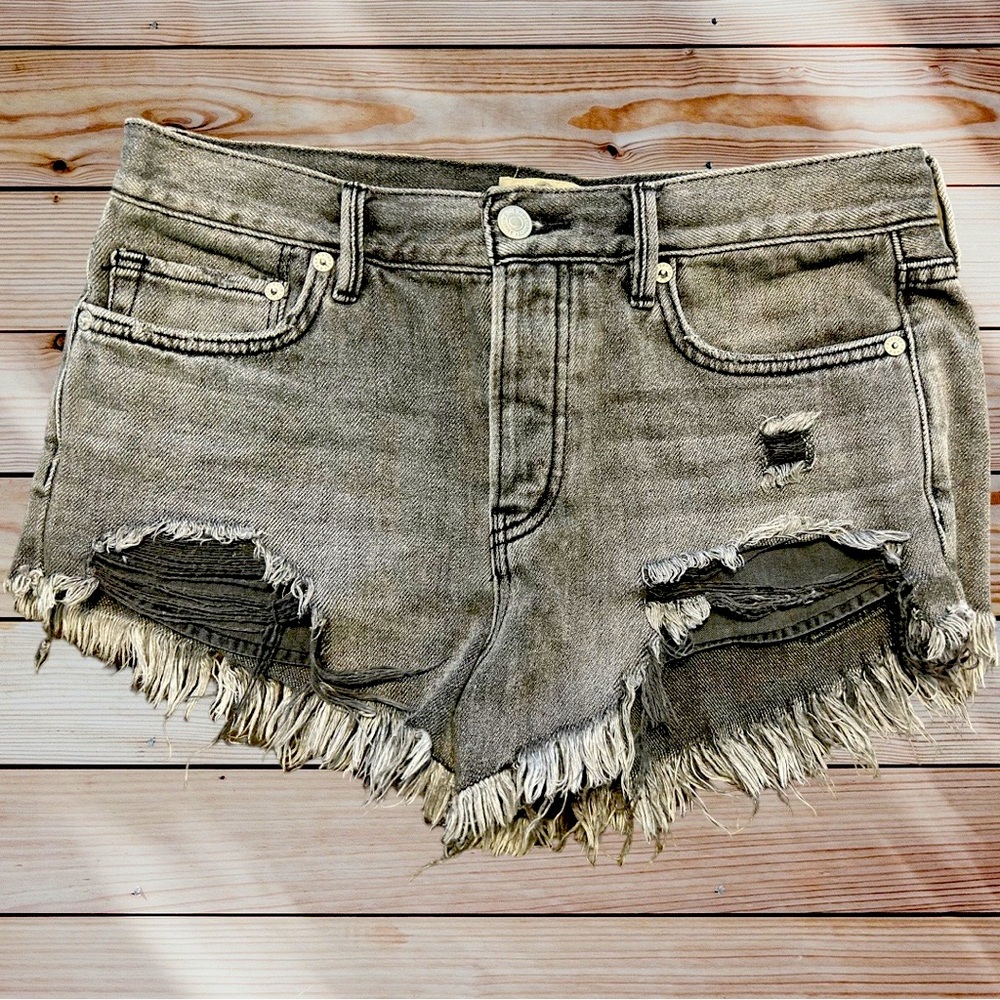 Free People Good Vibrations Black Gray Denim Distressed Cut Off Shorts Size 26 2